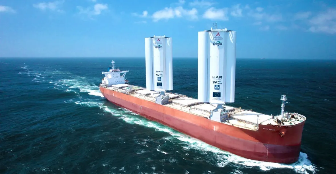 VIDEO: Návrat obřích plachetnic na moře. Mají snížit spotřebu paliva i emise