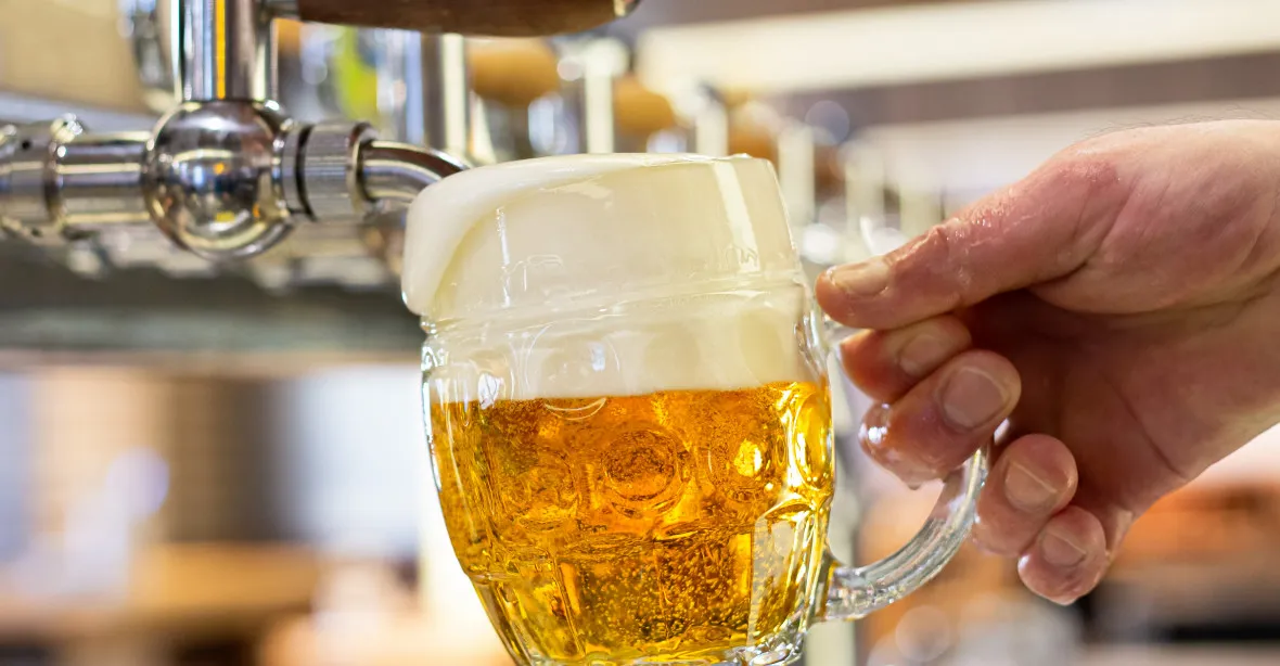 V pivovarech začala sezona zdražování. Po Plzeňském Prazdroji zvýší cenu i Budvar