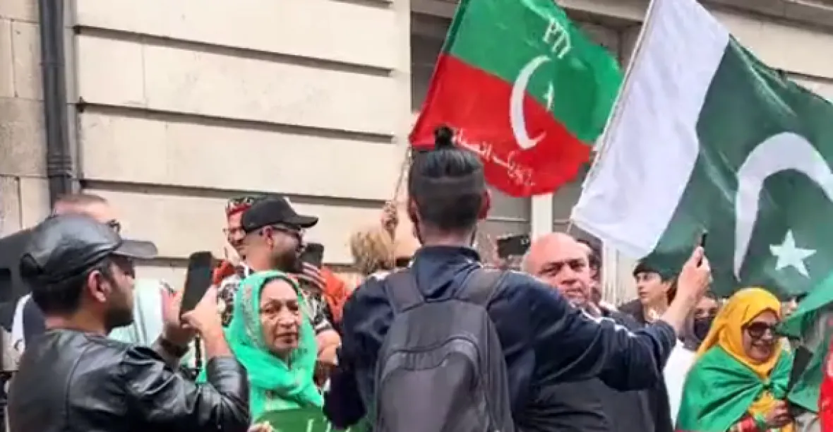 VIDEO: Berlín, Londýn, Malmö, Rotterdam. Tam všude oslavovali teroristy z Hamásu