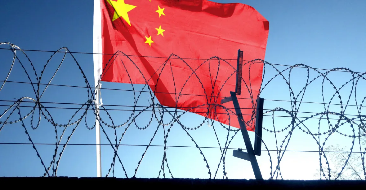 Australský spisovatel byl v Číně odsouzen k trestu smrti. Zatím podmínečně