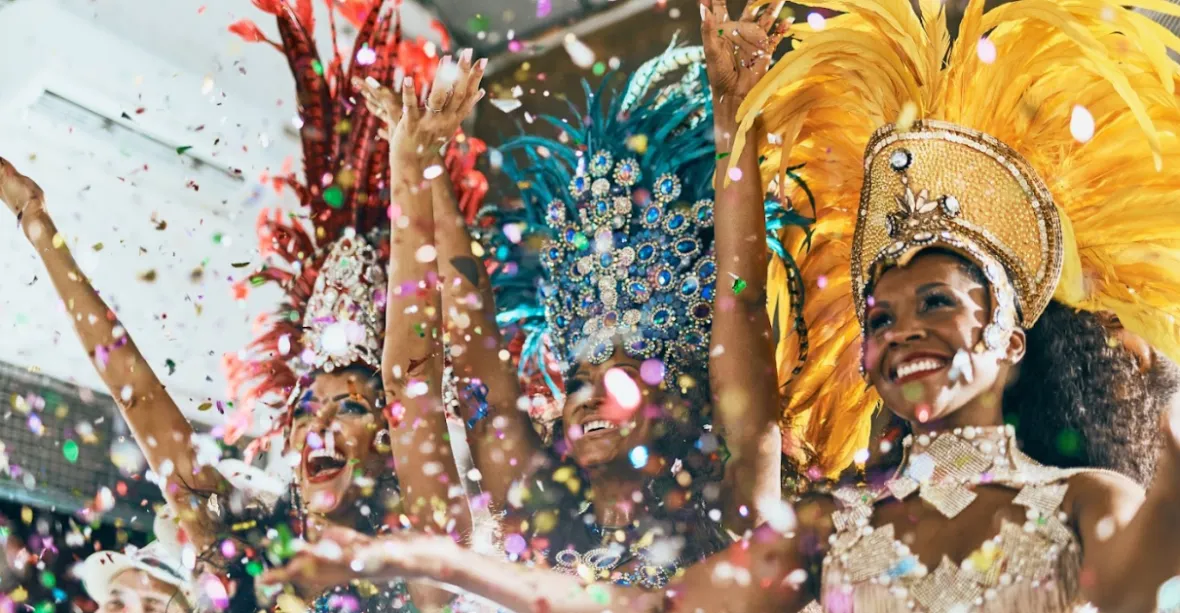 V Riu de Janeiru propukl karneval, letos pod hrozbou horečky dengue