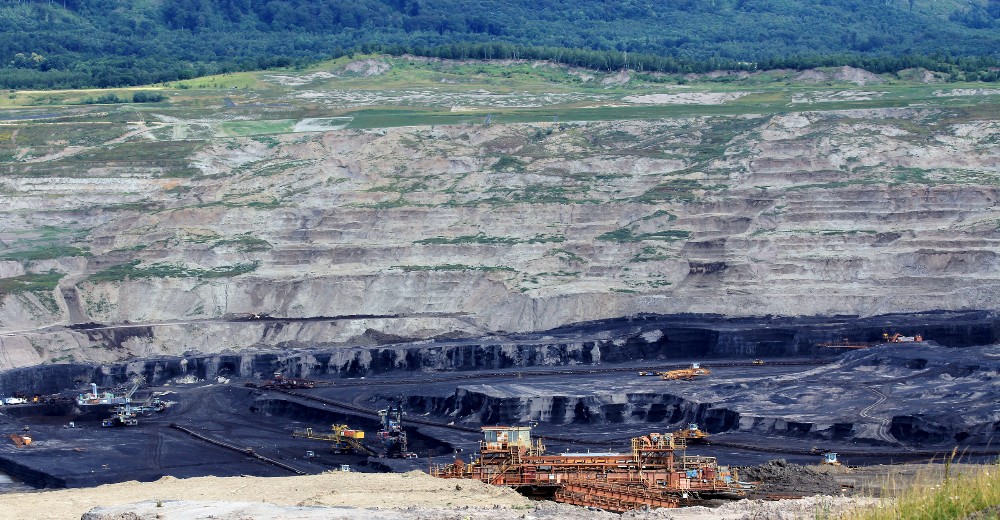 V lomu došlo uhlí. Důl ČSA na Mostecku propustí téměř 500 pracovníků